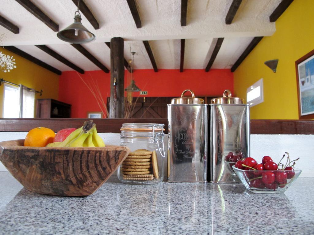 Bisbis House Guest House Porto Moniz Exterior foto
