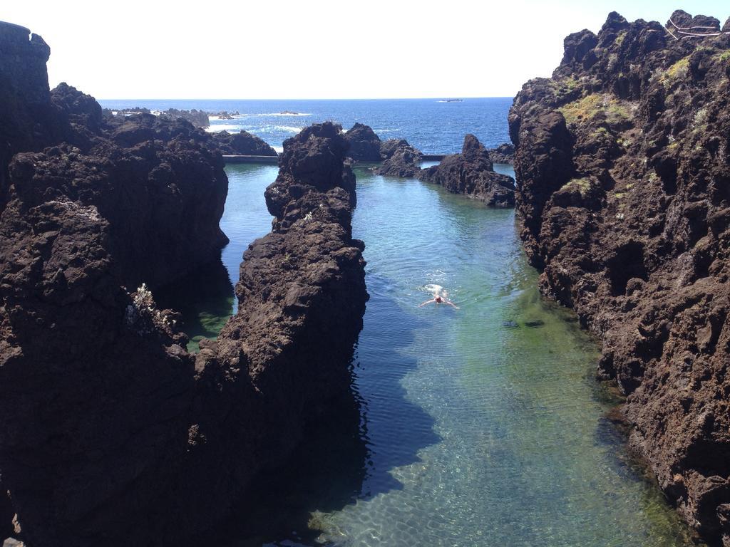Bisbis House Guest House Porto Moniz Exterior foto