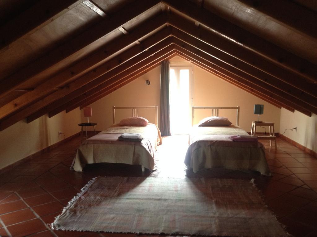 Bisbis House Guest House Porto Moniz Exterior foto